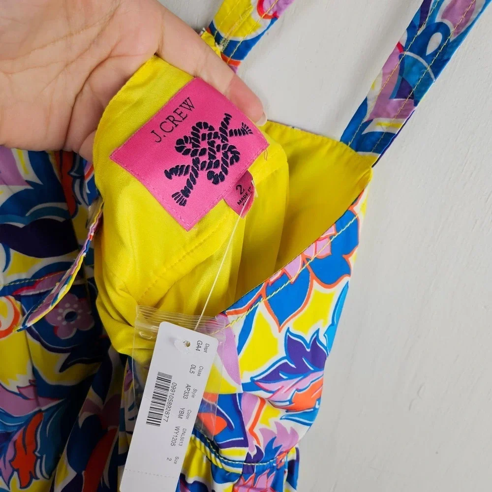 J. Crew key features